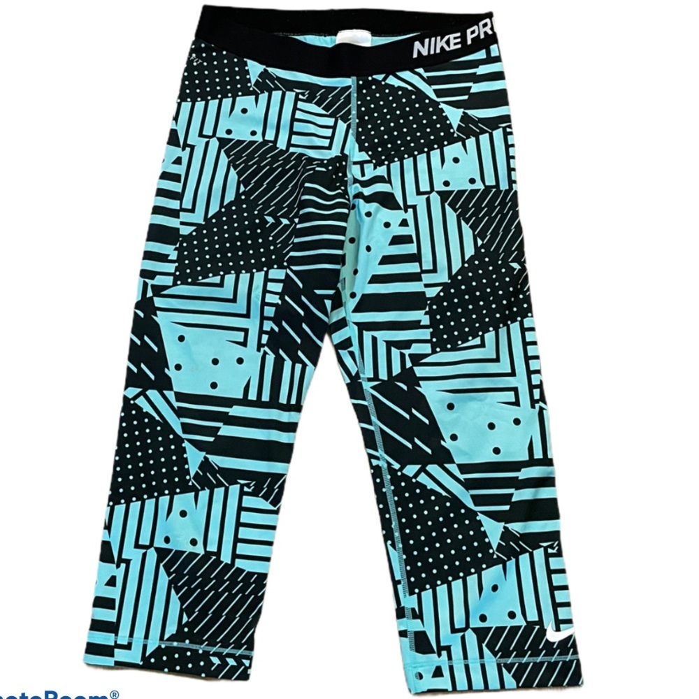 Nike Black & Aqua Geometric Print Leggings